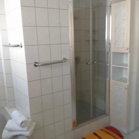 Zwei Schlafzimmer- Apartment 