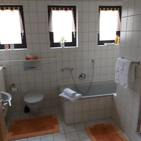 Zwei Schlafzimmer- Apartment 